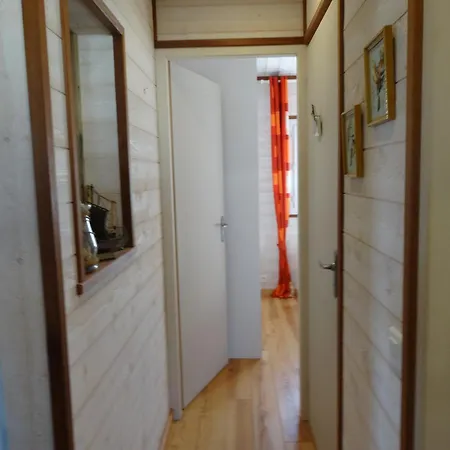 Individuel Pour 9 Pers, Proche Plage, Parking, Terrasse, Animaux Acceptes - Fr-1-784-3 Gruissan