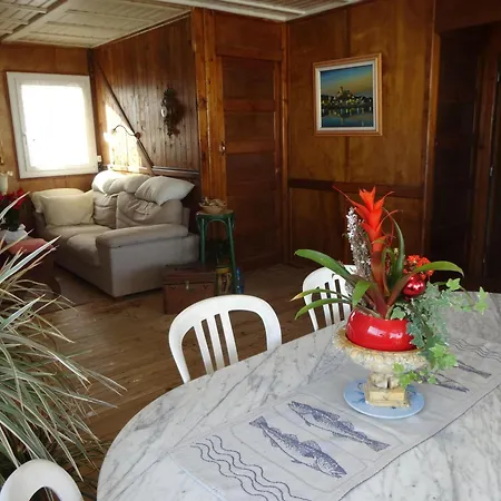 Horská chata Individuel Pour 9 Pers, Proche Plage, Parking, Terrasse, Animaux Acceptes - Fr-1-784-3